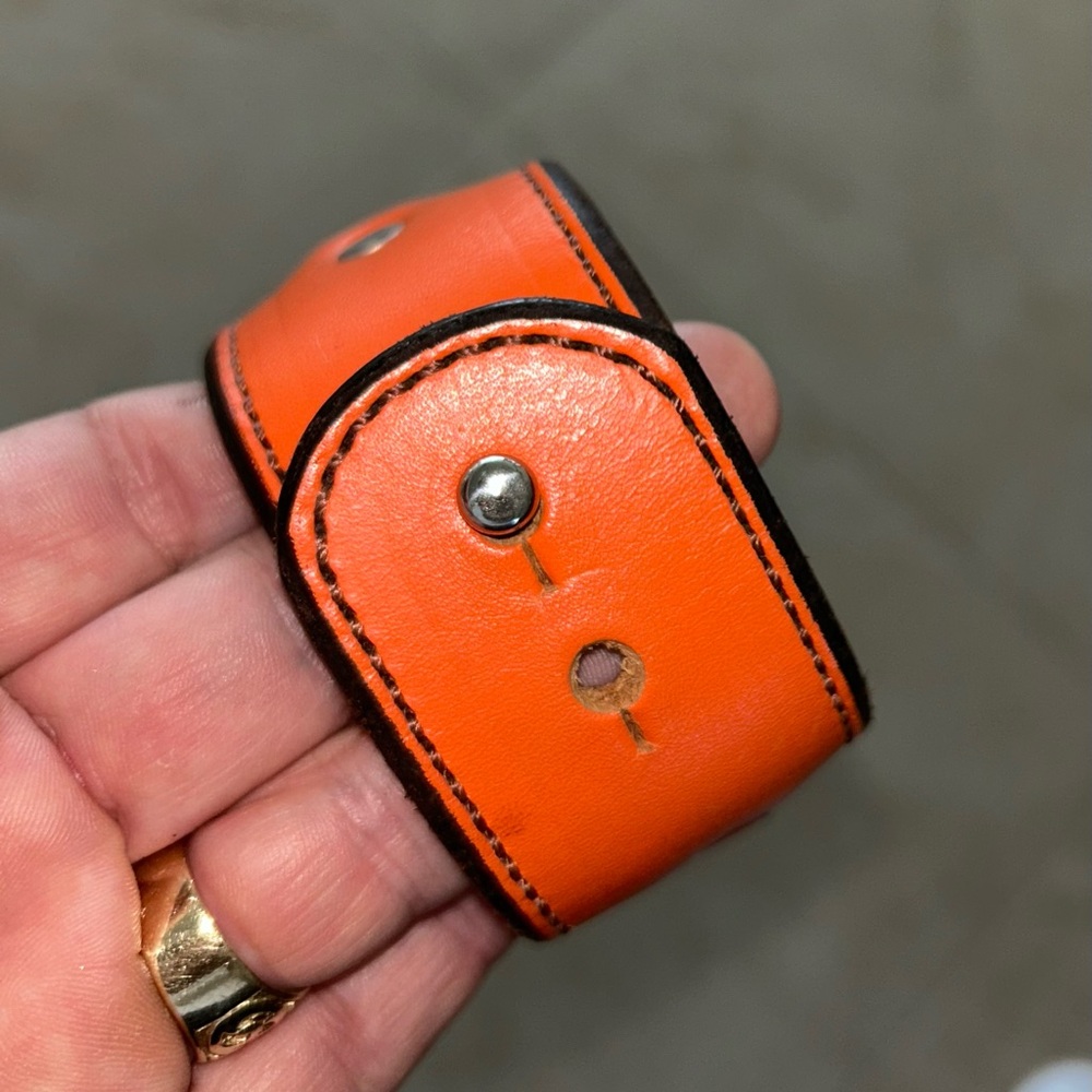 Orange Leather Cuff Horse bit 1-1/2" - Picture 3 of 5